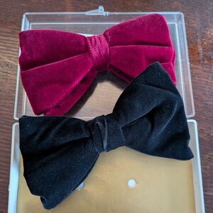 Velvet Bow Tie Set in Red and Black